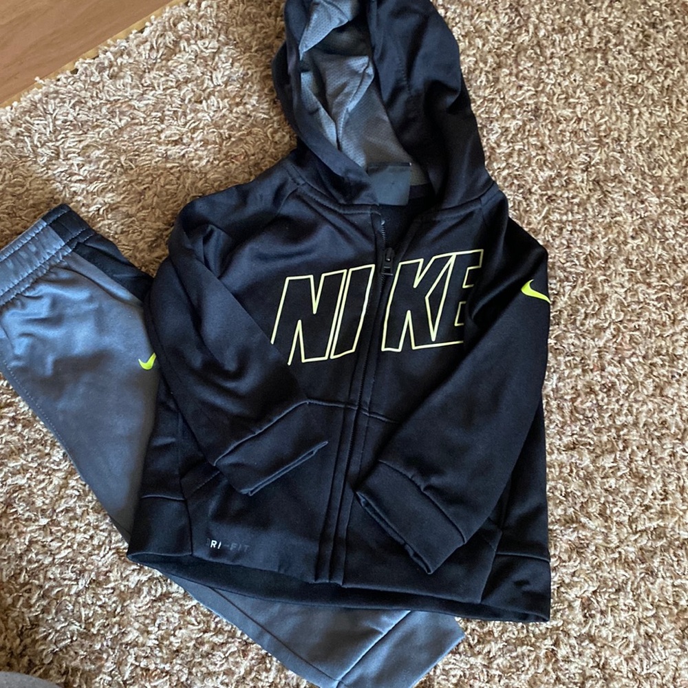 Nike outfit 18 months